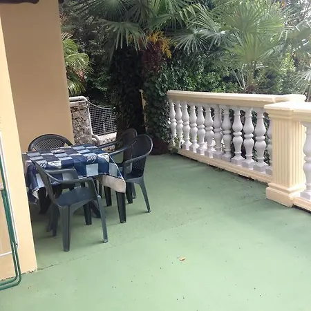 Apartment Atta