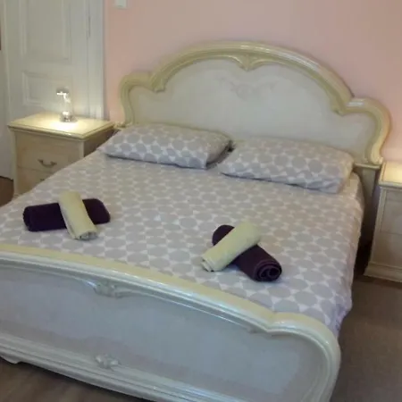 Atta オパティヤ