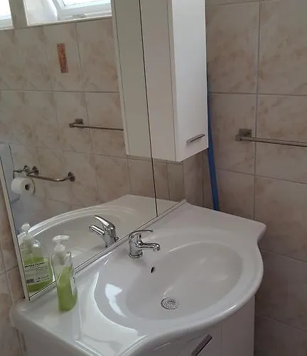 Atta オパティヤ